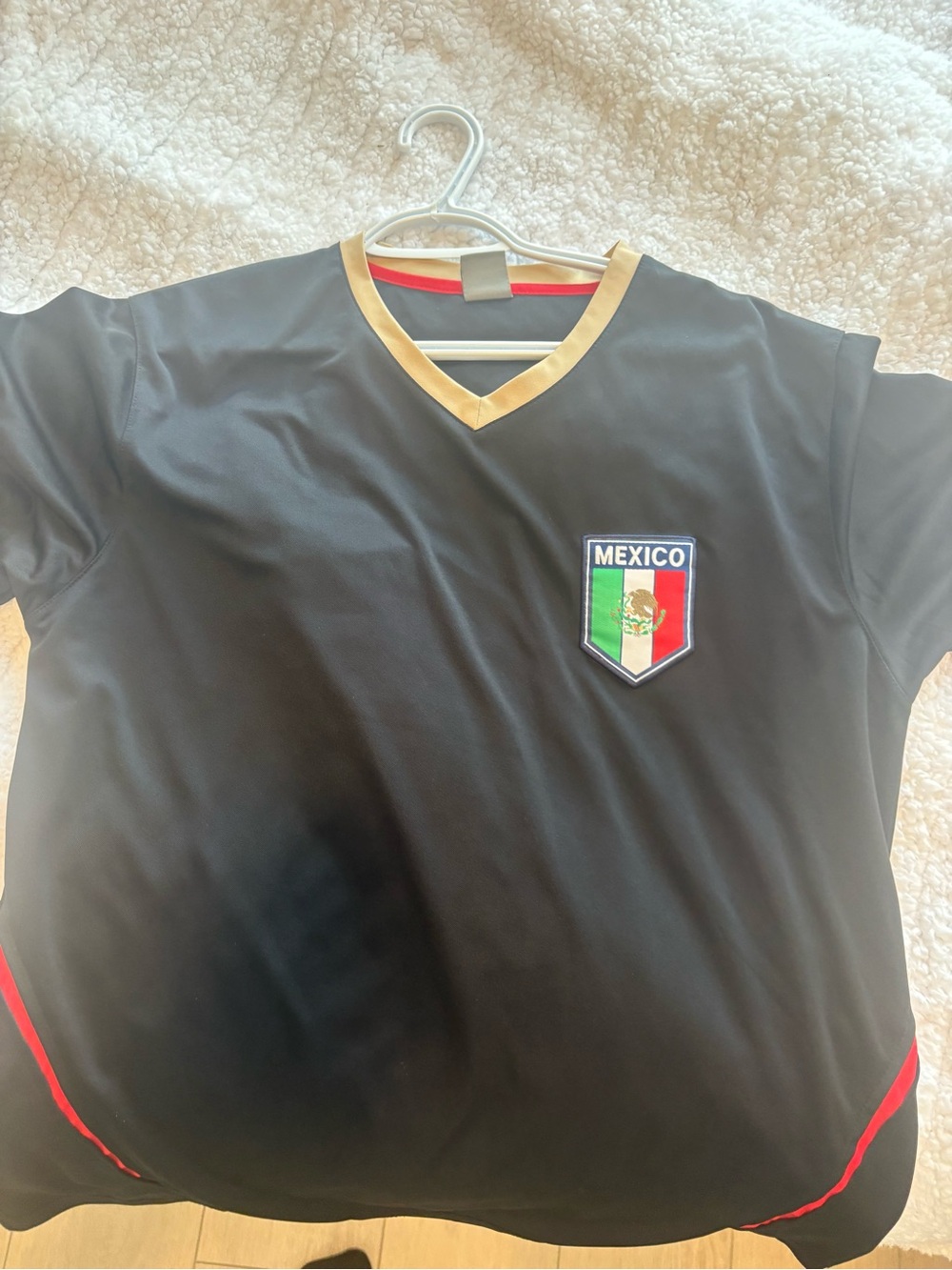 Mexico Crest Black Soccer Top with Gold Trim